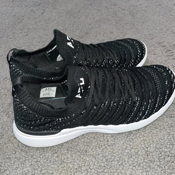 APL Athletic Propulsion Labs Women's Techloom Wave Runners Sz 10 Black White EUC - Picture 1 of 13